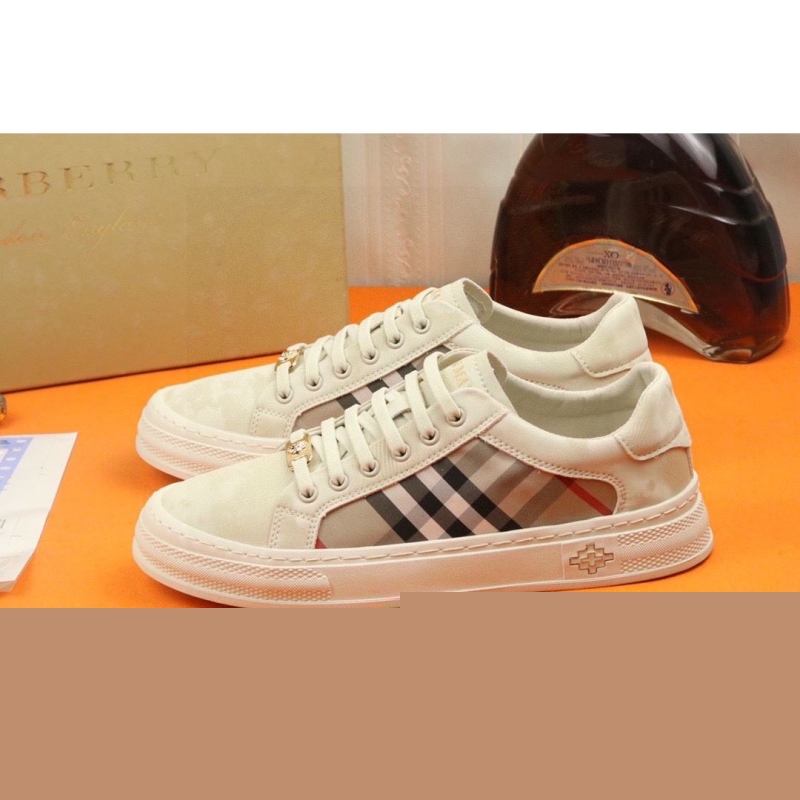 B**rry sneakers